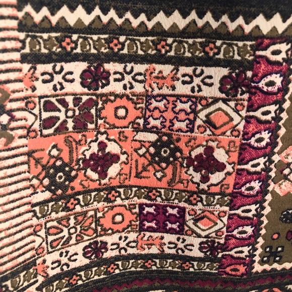 HOLLISTER Tank 🌸 - Picture 7 of 7